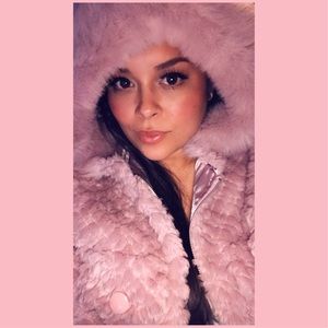 Meet your Posher, Jessica